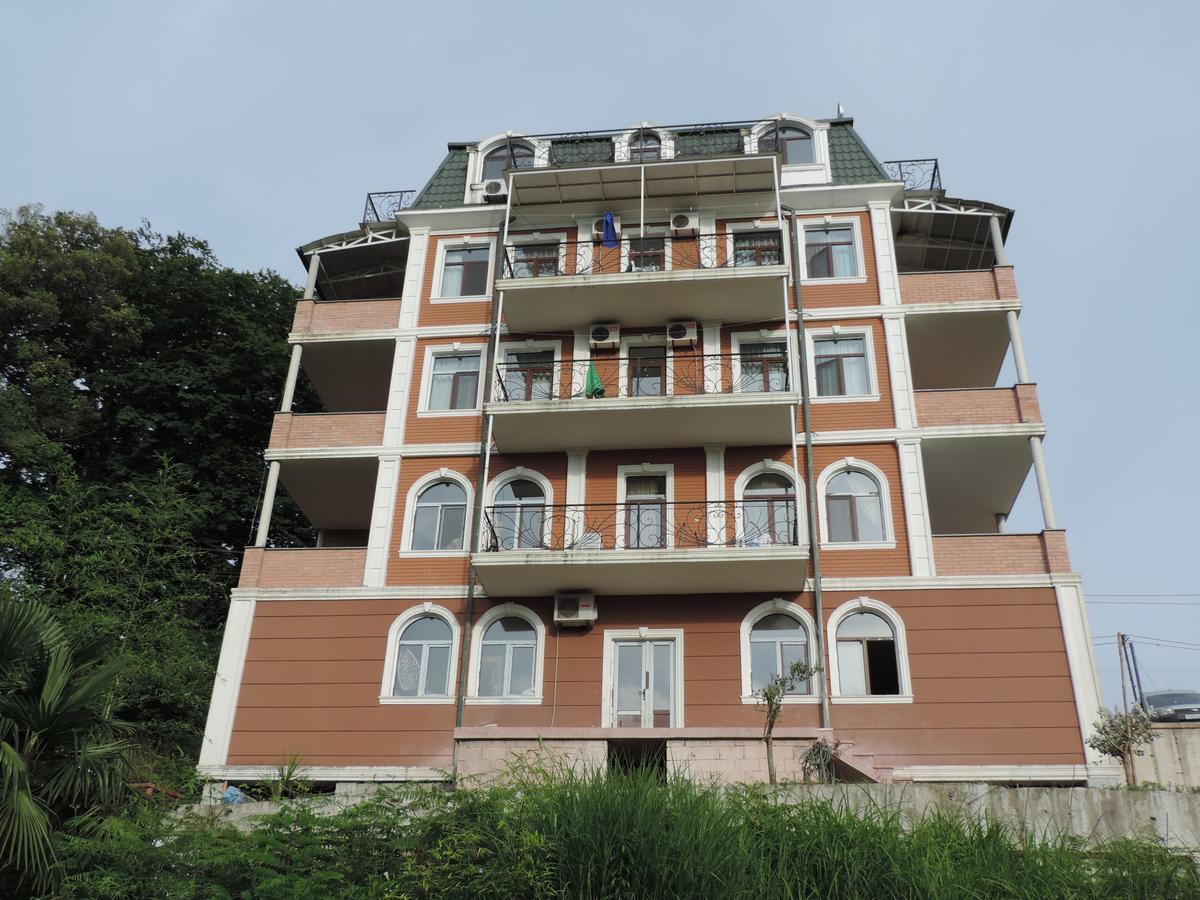 Sunny Hotel Batumi Makhinjauri Dış mekan fotoğraf