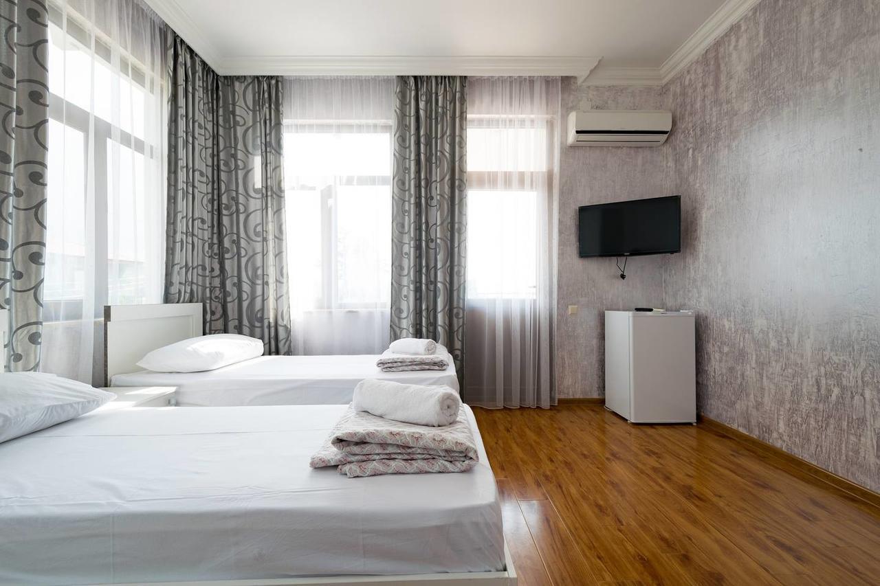 Sunny Hotel Batumi Makhinjauri Dış mekan fotoğraf